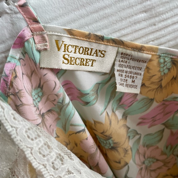 Victoria’s Secret Chemise - Picture 6 of 9